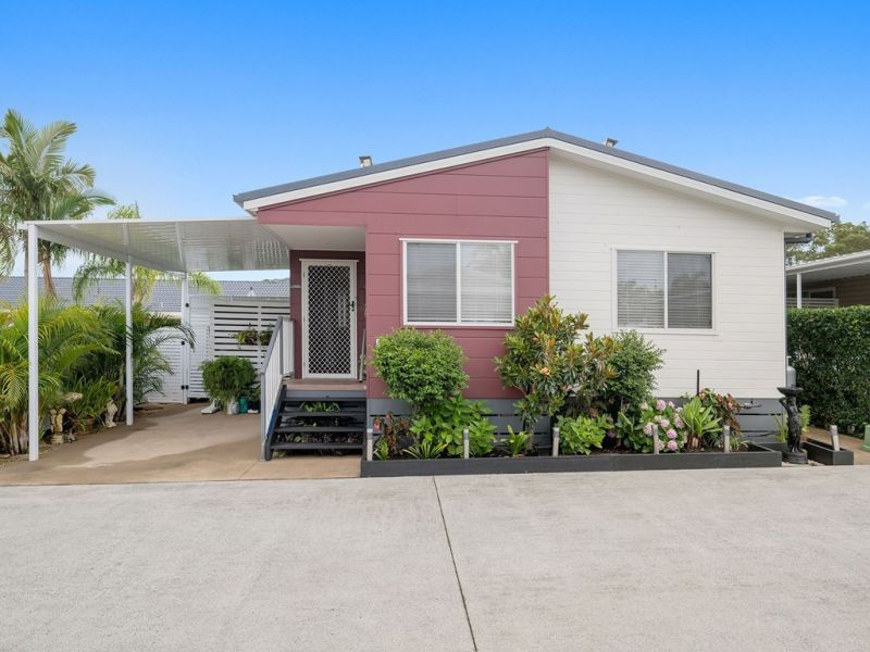 Light-Filled Living with private yard