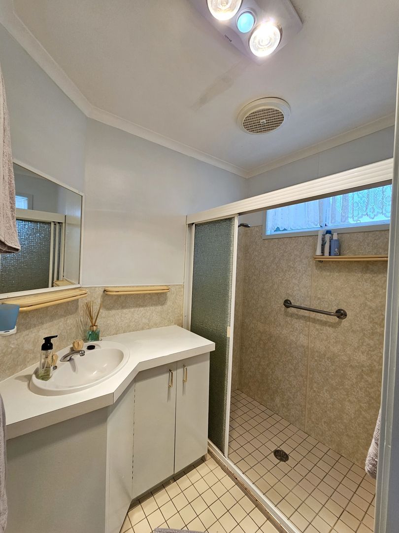 Hard work has been done - An upgraded senior friendly home is ready for moving in!