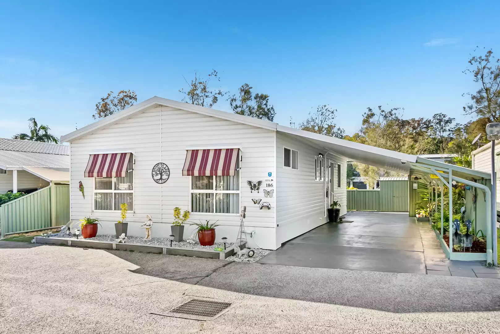 Tweed Broadwater Village, an Over 50’s Pet Friendly Lifestyle Village. 