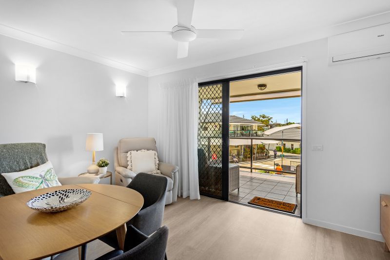 Studio apartment with ocean views