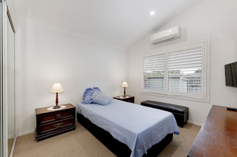 Pet friendly home in welcoming over 55s community