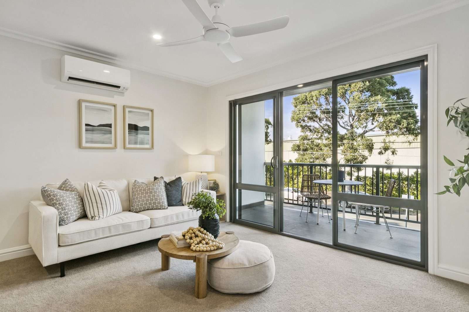 Peaceful One-Bedroom Apartment with a Leafy Outlook