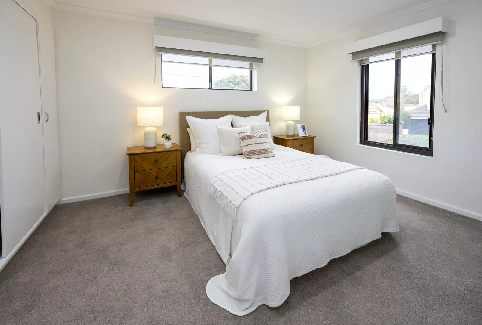 Eldercare Oxford Units: spacious two-bedroom apartment near the beach