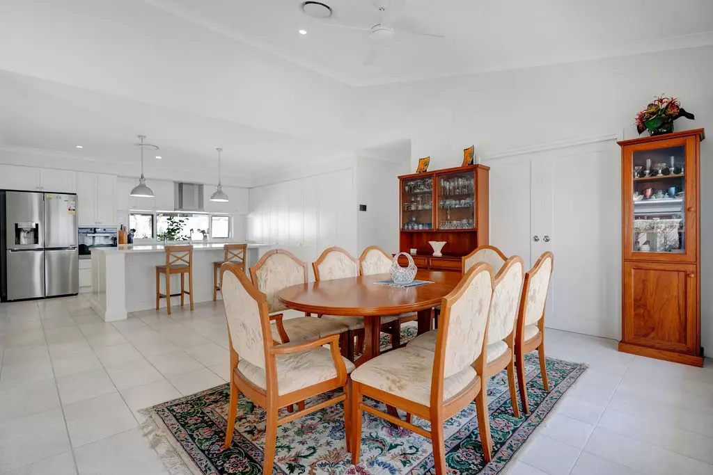 Palm Lake Resort Beachmere Bay