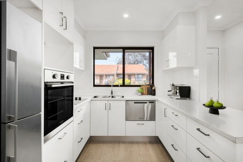 Relaxed retirement living in a unique two-bedroom villa