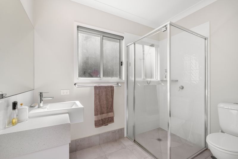 Beautiful Two bedroom Home + Study