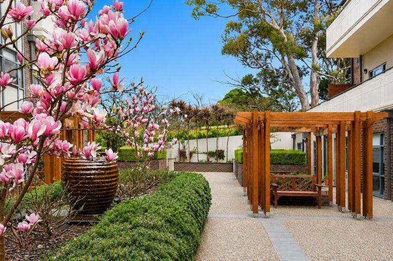 Premium Two-Bedroom Apartment with Courtyard Access!