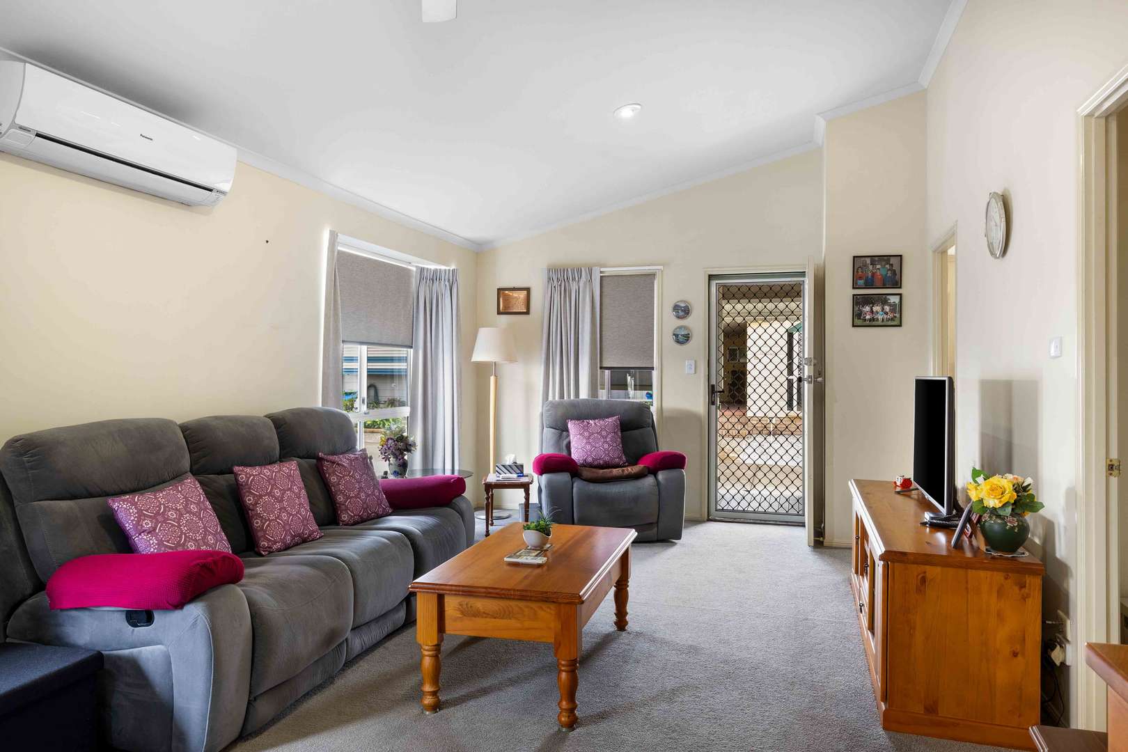 3 Bow Street, Palm Lake Resort, Bethania
