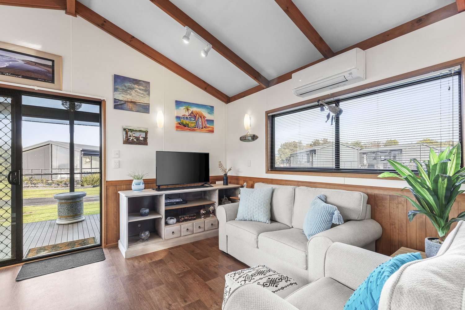 Relaxed Scenic Living – Three Bedroom Home with Outdoor Entertaining