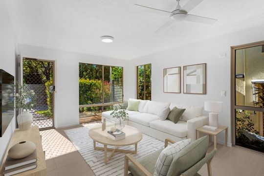 Ground-floor 2-bedroom villa