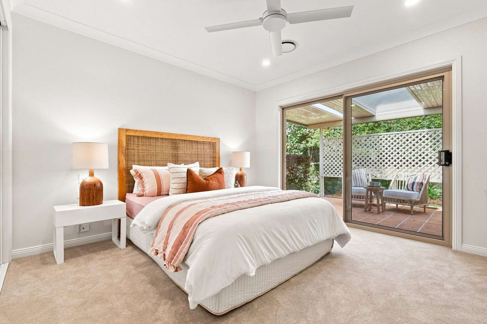 Private and peaceful villa with large entertaining area