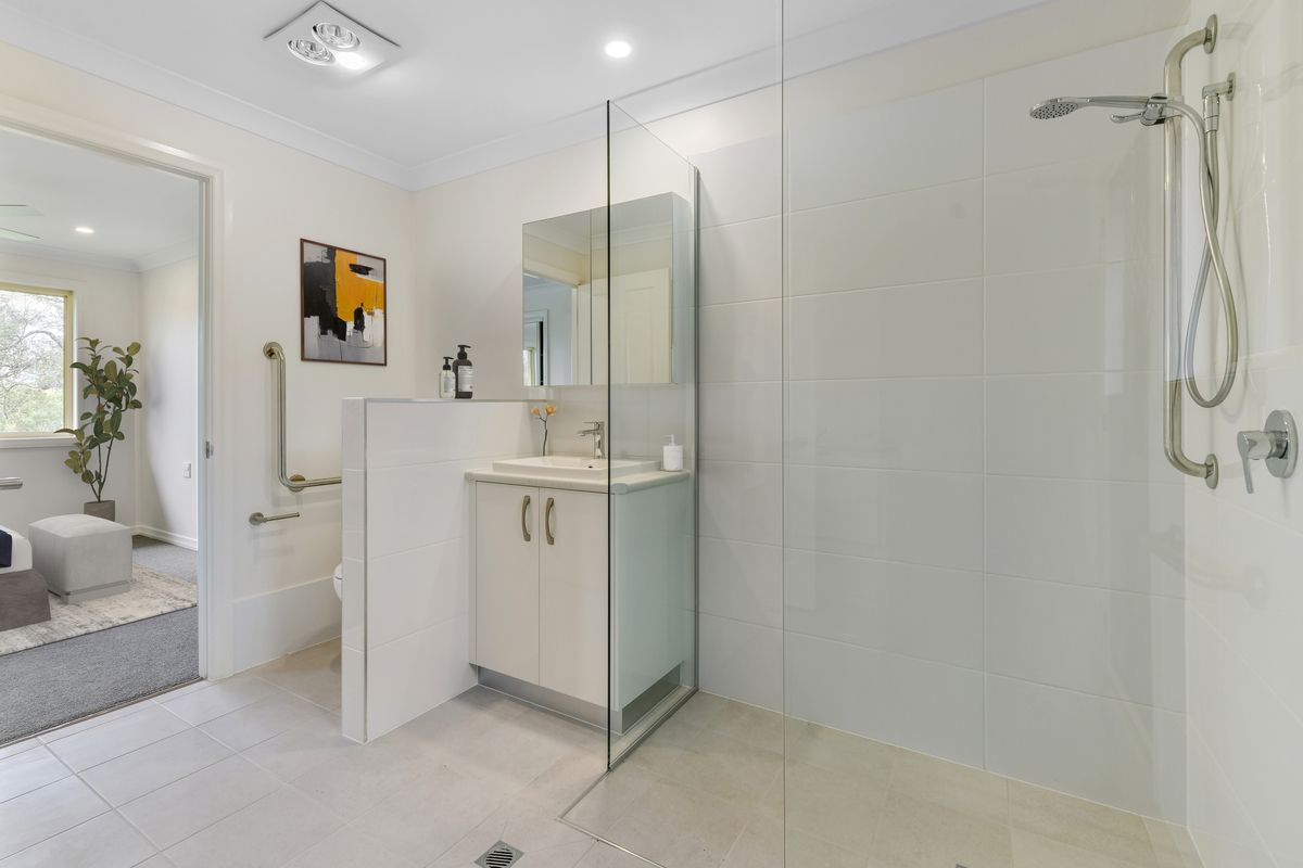 Edens Landing Retirement Village Unit 17