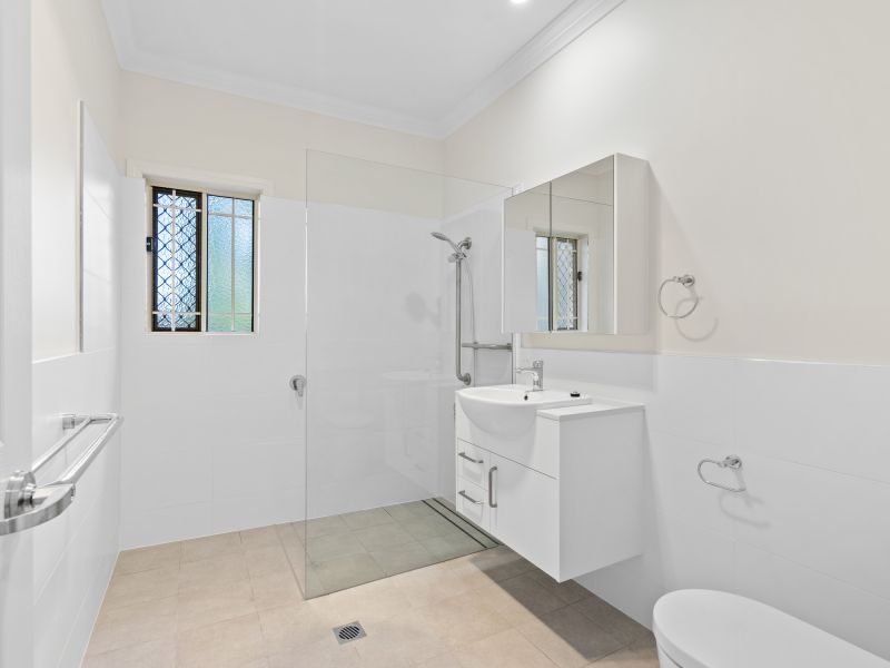 Rarely Available 3 Bed plus Study Villa