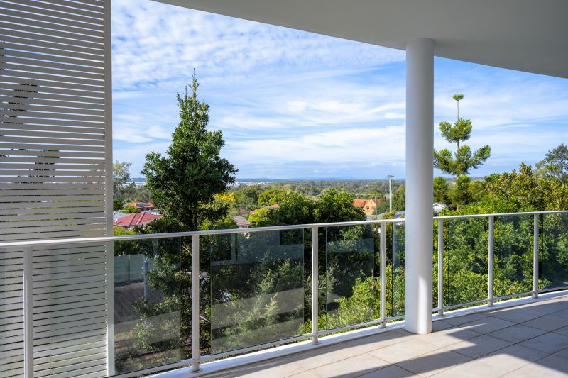 Spacious Three-Bedroom Apartment with Stunning Eastern Views