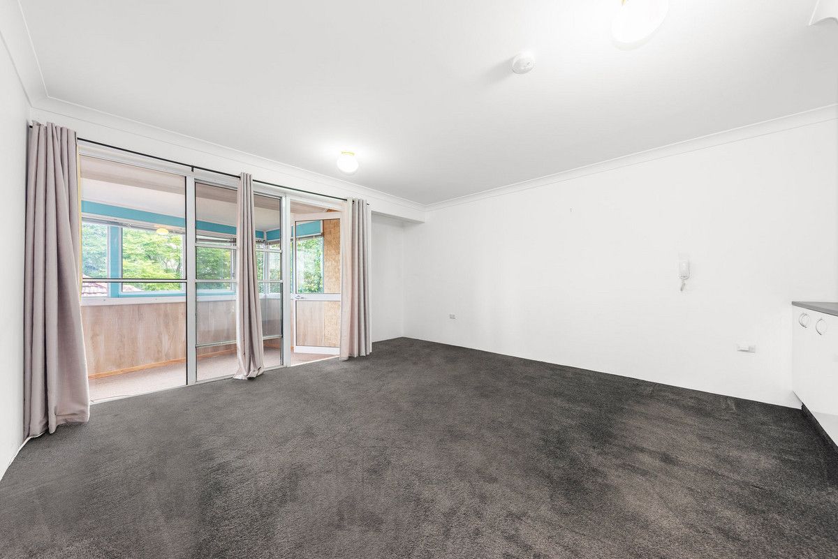 RECENTLY FULLY RENOVATED 1 off apartment with views to the horizon