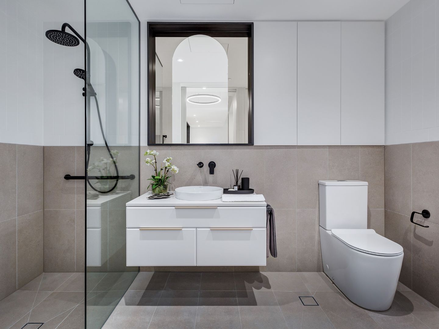 Lavish Lifestyle Street Facing Apartment Living