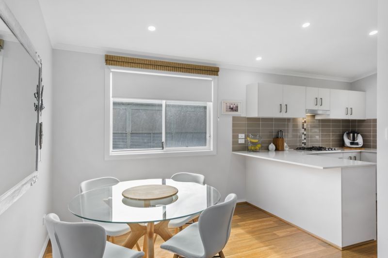 Bright Three Bedroom Home!