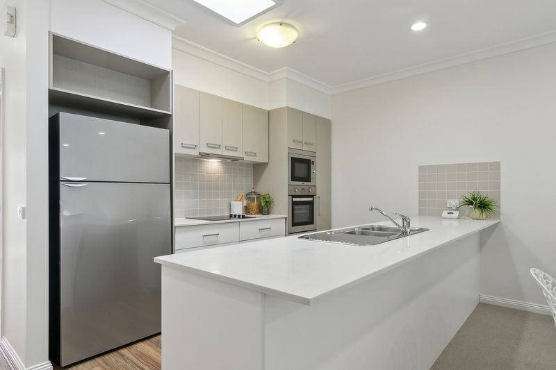 Stylish Villa with Fresh Updates and Leafy Courtyard