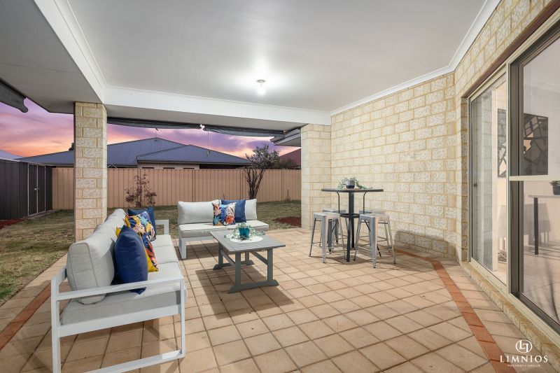 Stylish and Spacious Family Home on a big Land!