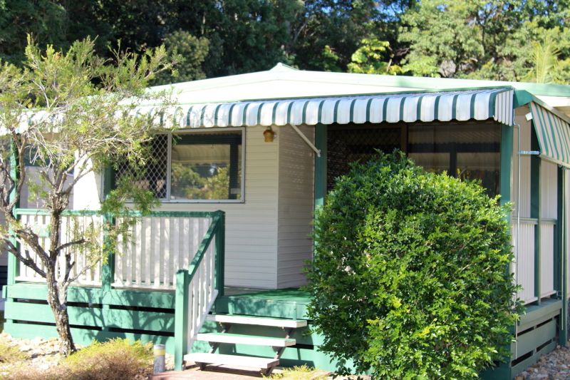 The Palms Village - Over 50's pet friendly Lifestyle Village