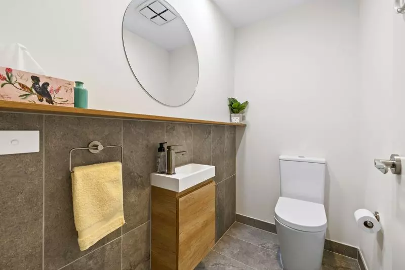 Site 32 - Established Alpine