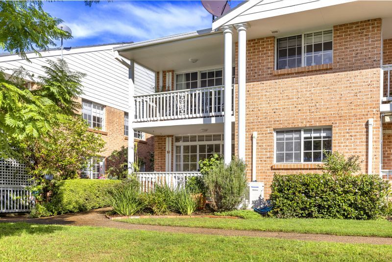 Perfectly located ground floor unit with tranquil garden surrounds.
