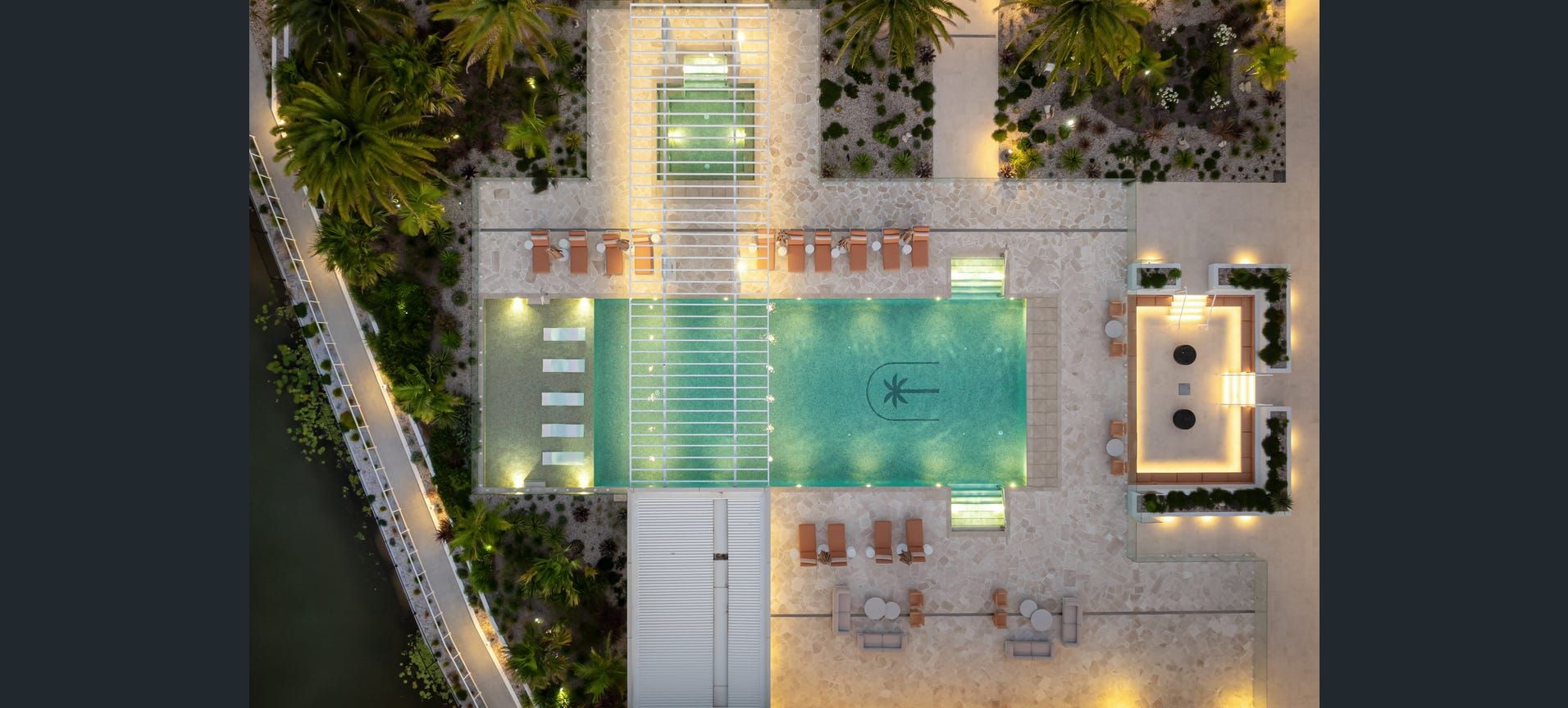 Palm Lake Resort Pelican Waters