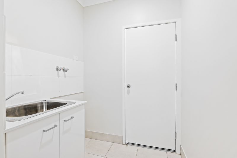 Private and Peaceful Home - with Breathtaking Views!