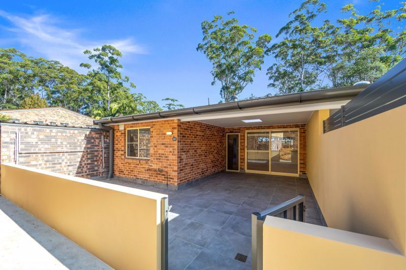 Spacious Villa with Exceptional Covered Outdoor Living