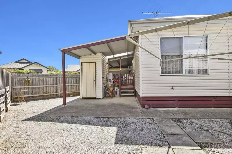 Bright Two Bedroom Home