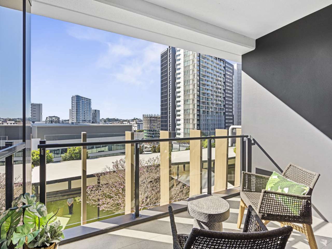 One-bedroom apartment in a prime location