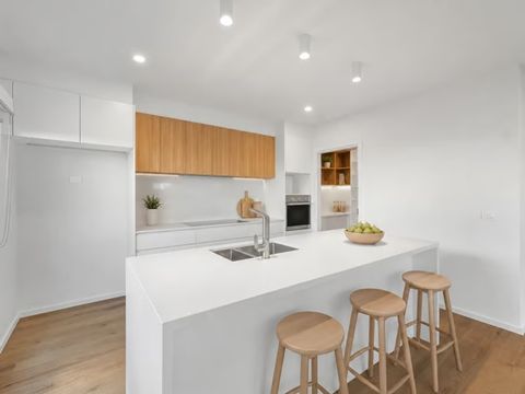 Lifestyle Communities Woodlea - Step into the welcoming Edwin