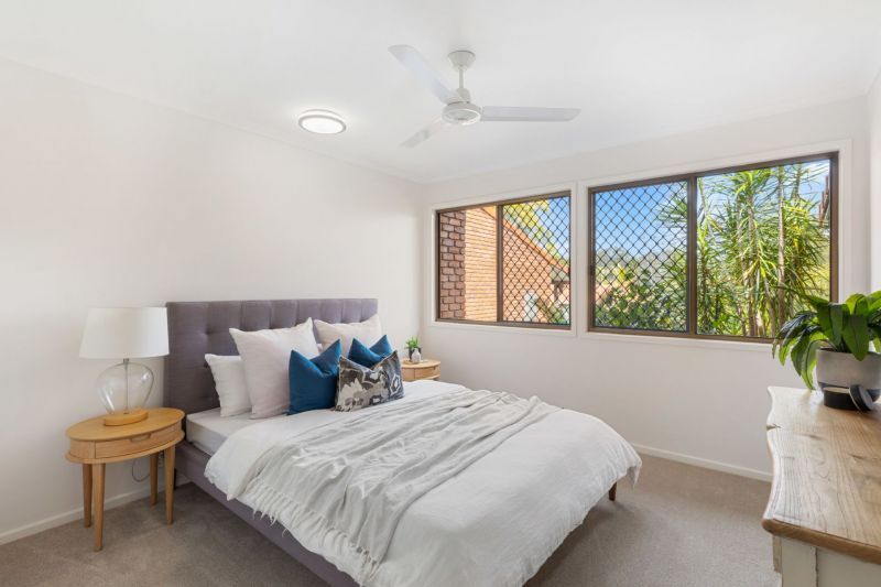 Stylish open-plan 2-bedroom villa near the community centre