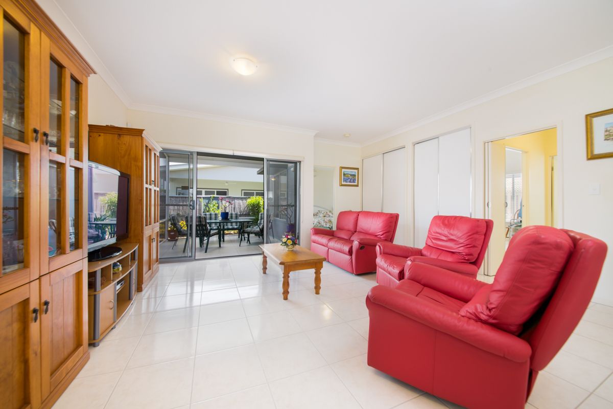 Fantastic Retirement living in well Established Community