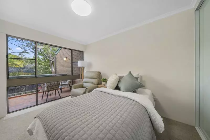 Sunny one-bedroom apartment