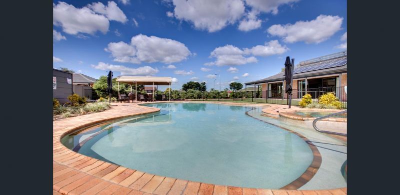 Renovated Retirement Living Studio * $15,000 REBATE OFFER APPLIES