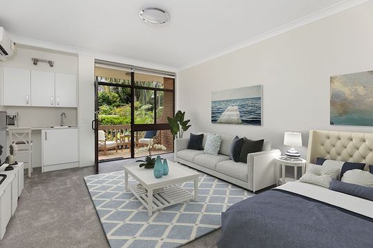 Stunning ground floor apartment. 