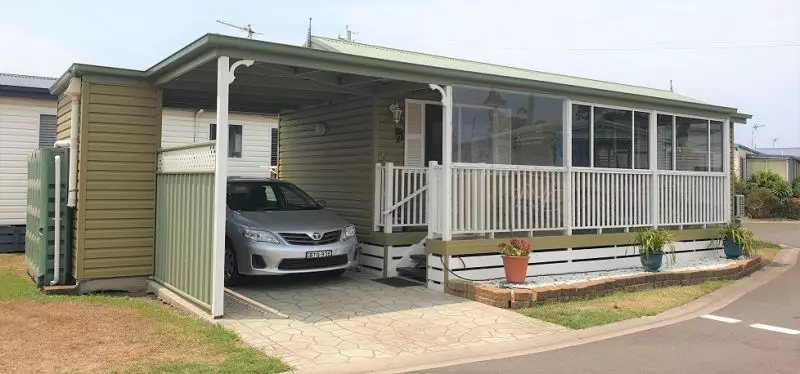 Jettys by the Lake - Site 204a