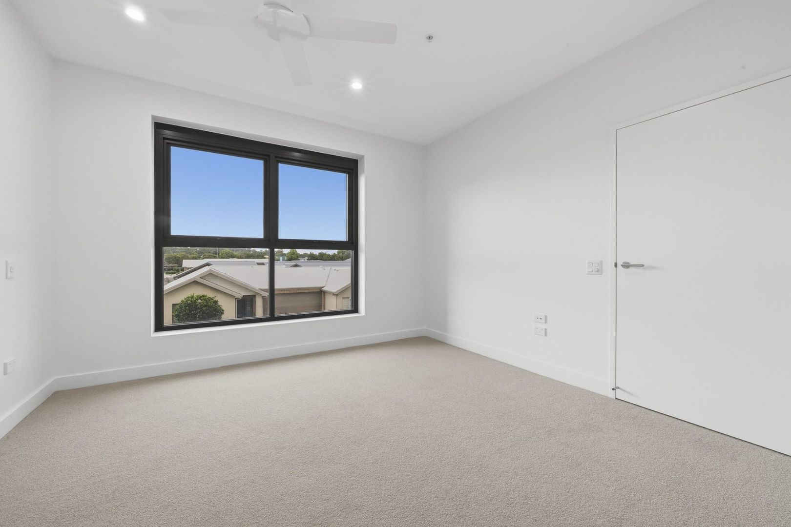 Elegant Apartment with Sunlit Balcony with this 'Finch Design'