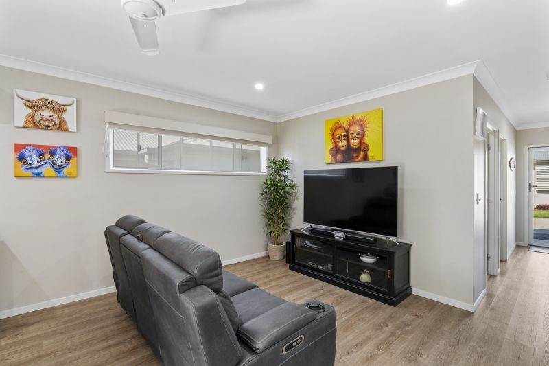 Fresh, Bright & Move In Ready!