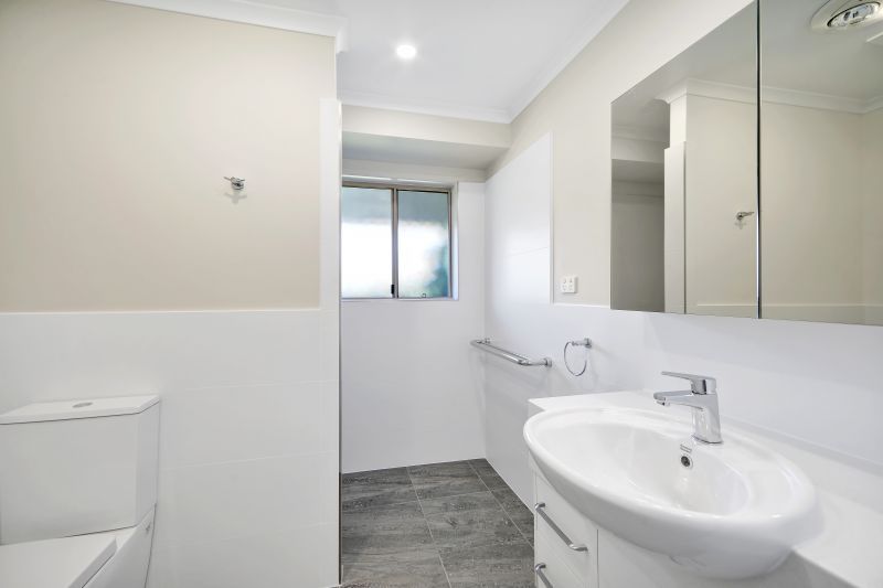 Stand alone villa, ready now!