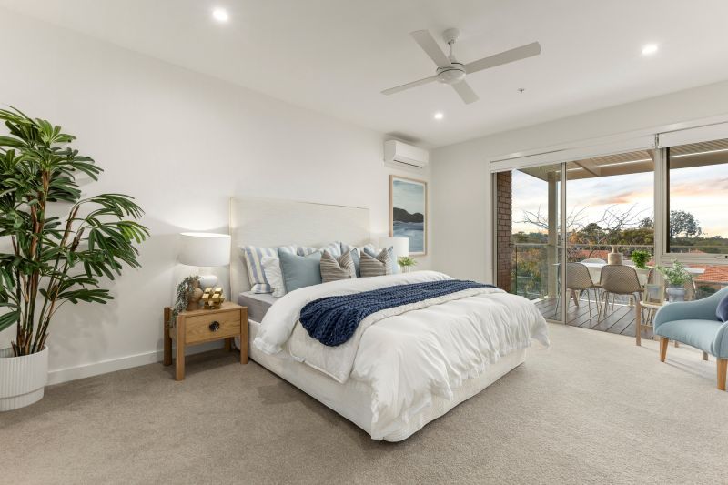 Bespoke 2-bedroom plus study first-floor apartment