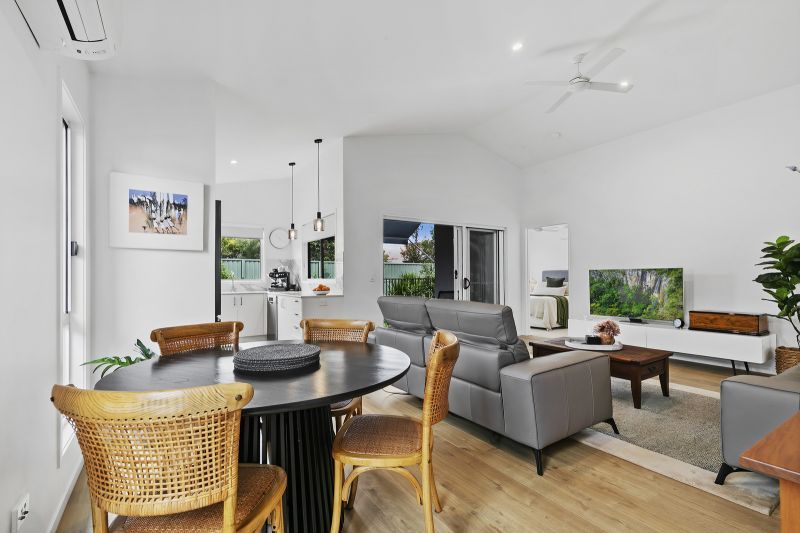 Tranquil Outlook, Private Living