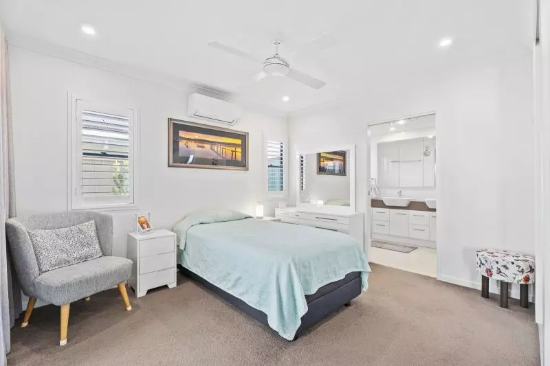 Site 195 - Established Aston