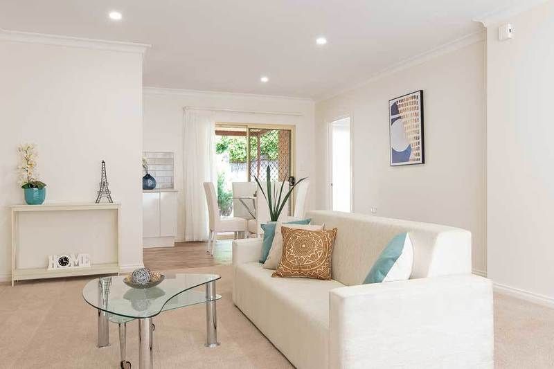 Rarely available 3 bedroom double garage unit!