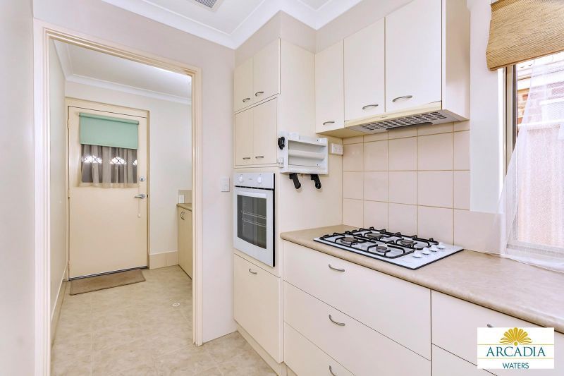 Arcadia Water Maddington - Bright and Light