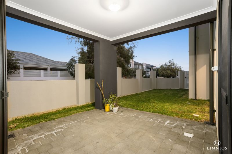 Seaside Living At It's Best!