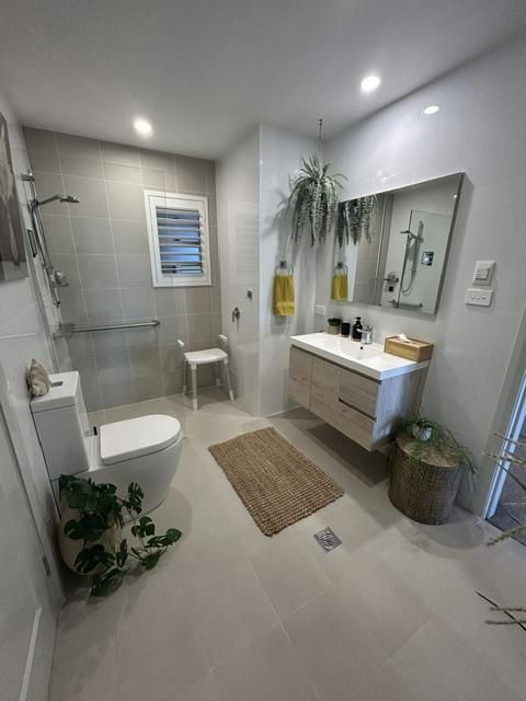 Beautifully Presented Two-Bedroom Corner Residence 