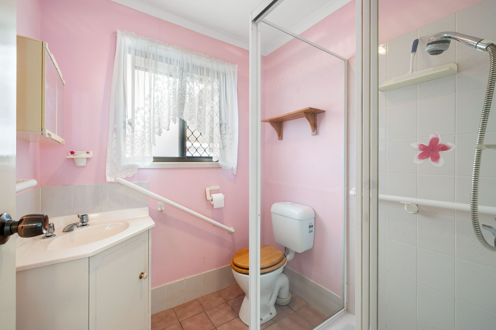 Great Find in Rustic Court