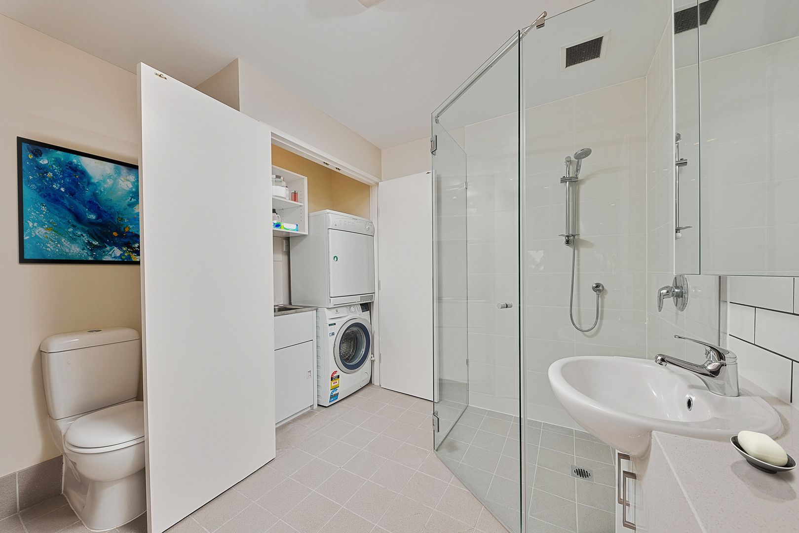 Vibrant inner city retirement village - Only one left!